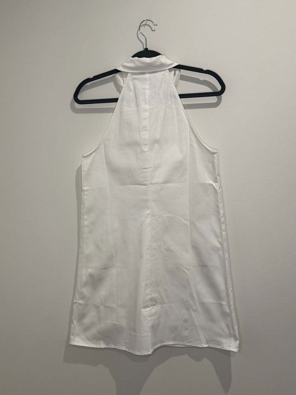 My Beachy Side White Halter Mini Dress with Crochet Buttons Size S - Picture 3 of 11